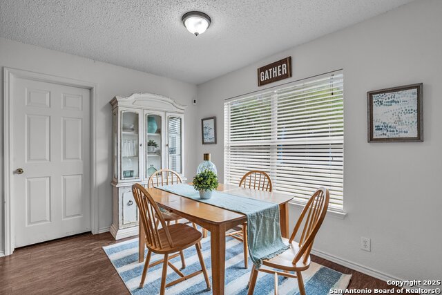 Image 12 of 36 For 1137 Stone Bluff