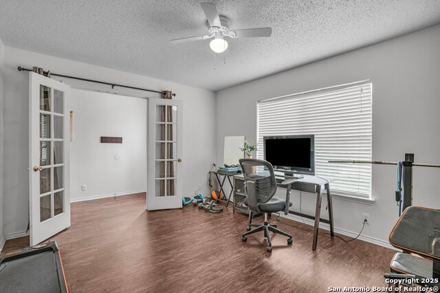 Image 3 of 36 For 1137 Stone Bluff