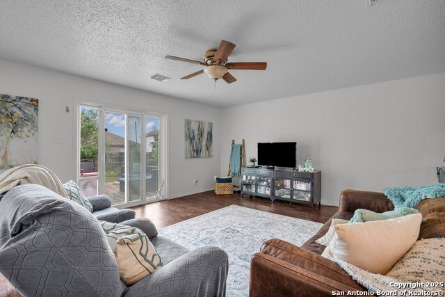 Image 6 of 36 For 1137 Stone Bluff