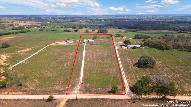 Details for 2998 County Road 302, Floresville, TX 78114
