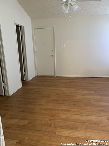Image 6 of 9 For 6323 Worchester Knolls