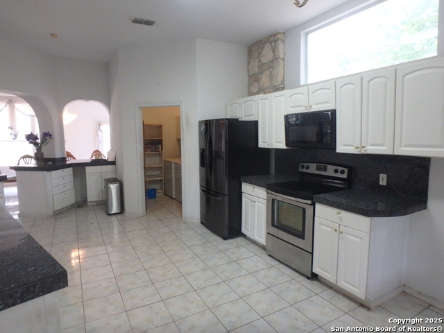 Image 11 of 12 For 5969 Lockhill Rd