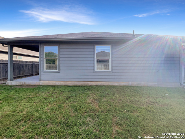 Image 8 of 18 For 2673 Mccrae  