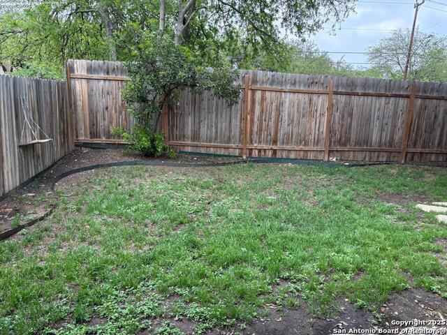 Listing photo id 10 for 15242 Arroyo Moss