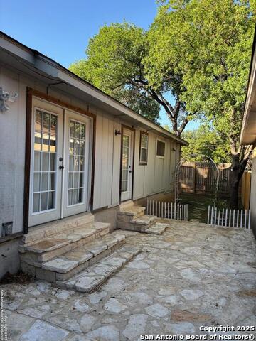 Listing photo id 12 for 15242 Arroyo Moss