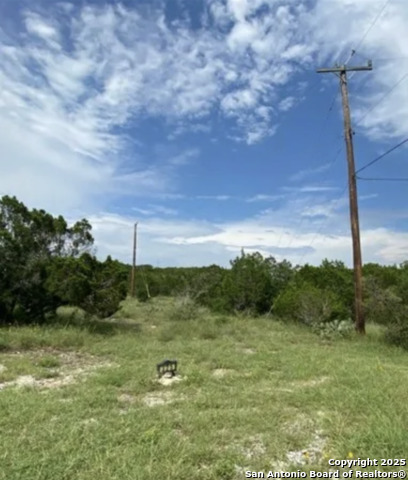 Listing photo id 2 for 326 County Road 2722