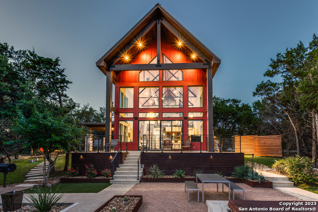 Listing photo id 0 for 7870 Gage Ln