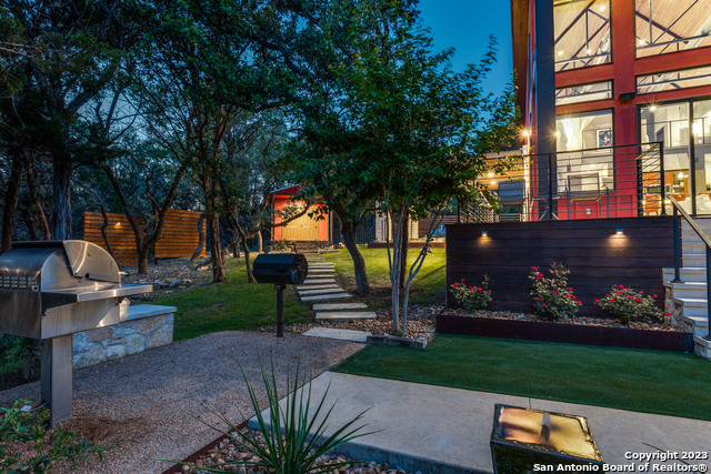 Listing photo id 21 for 7870 Gage Ln