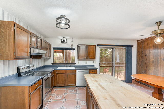 Image 15 of 31 For 6911 Timberhill