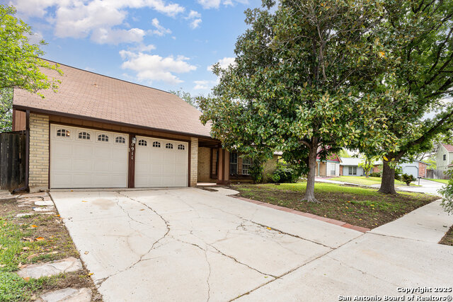 Image 2 of 31 For 6911 Timberhill