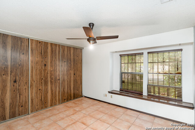 Image 23 of 31 For 6911 Timberhill