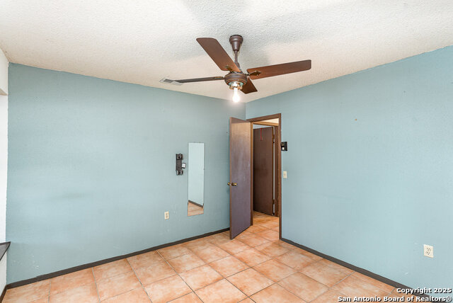 Image 24 of 31 For 6911 Timberhill