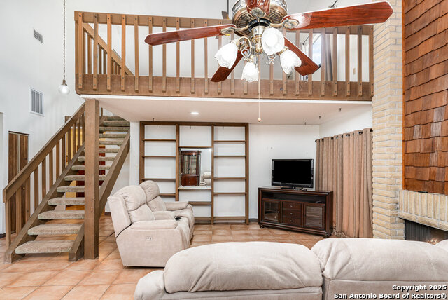 Image 8 of 31 For 6911 Timberhill