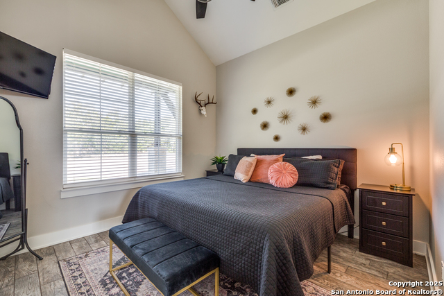 Listing photo id 19 for 112 Chinkapin