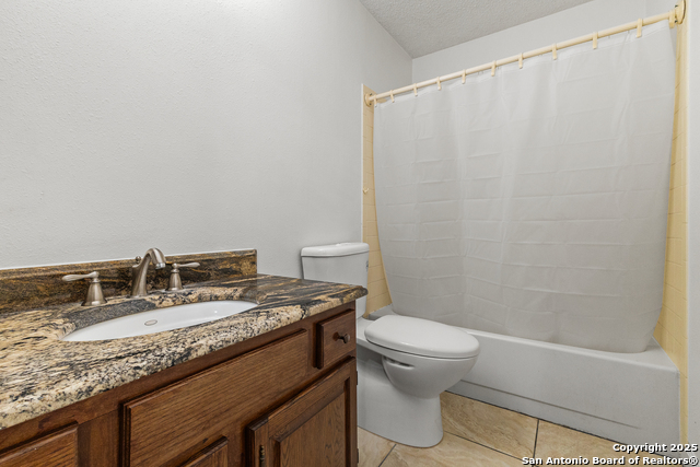 Listing photo id 10 for 6127 Calderwood