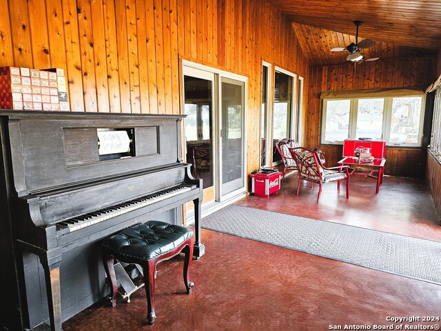 Image 12 of 75 For 804 County Road 6612