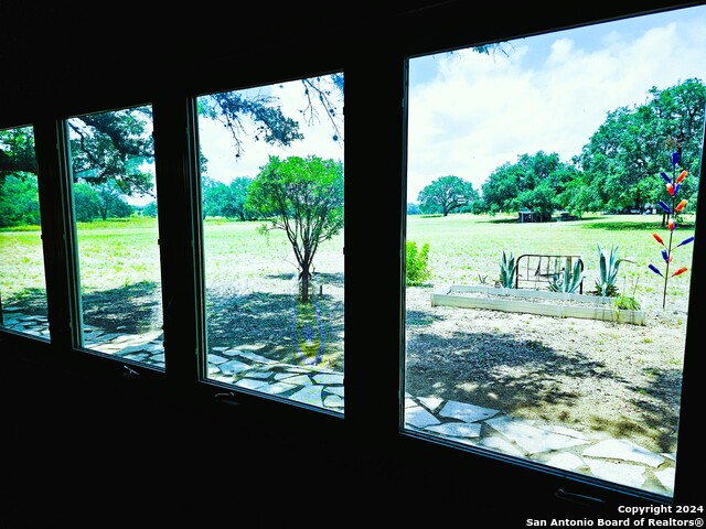 Image 29 of 75 For 804 County Road 6612