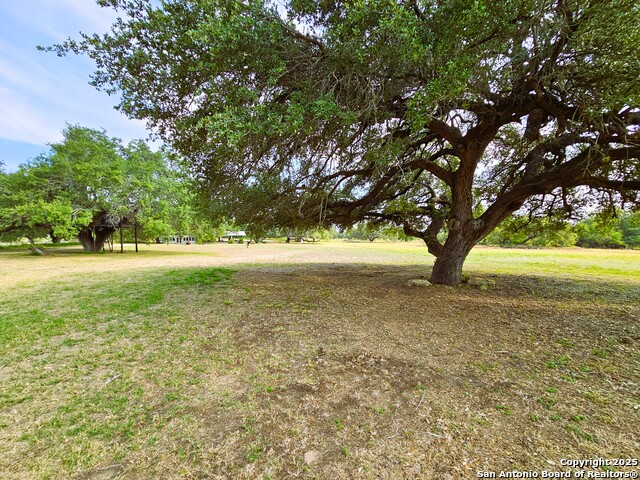 Image 42 of 75 For 804 County Road 6612