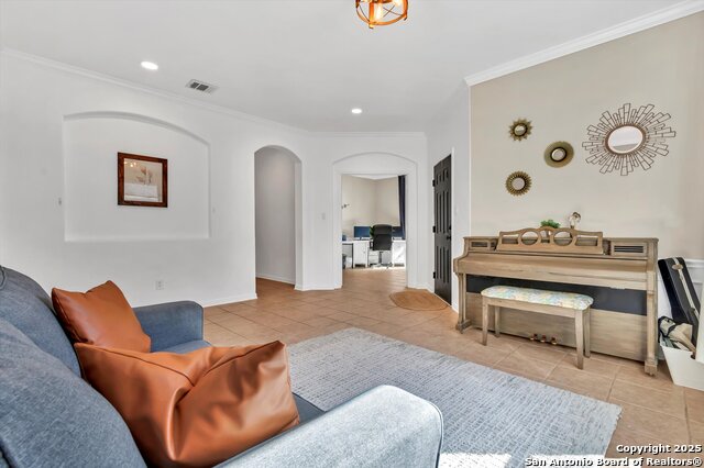 Image 6 of 40 For 2050 Belvedere Ct