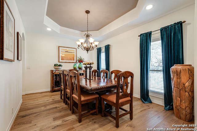 Image 10 of 58 For 9907 Kopplin Rd