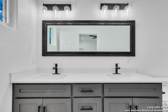 Image 11 of 37 For 1318 Avenue D