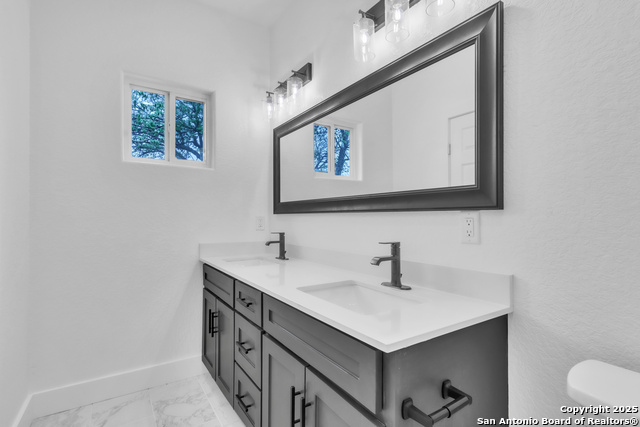 Image 15 of 37 For 1318 Avenue D