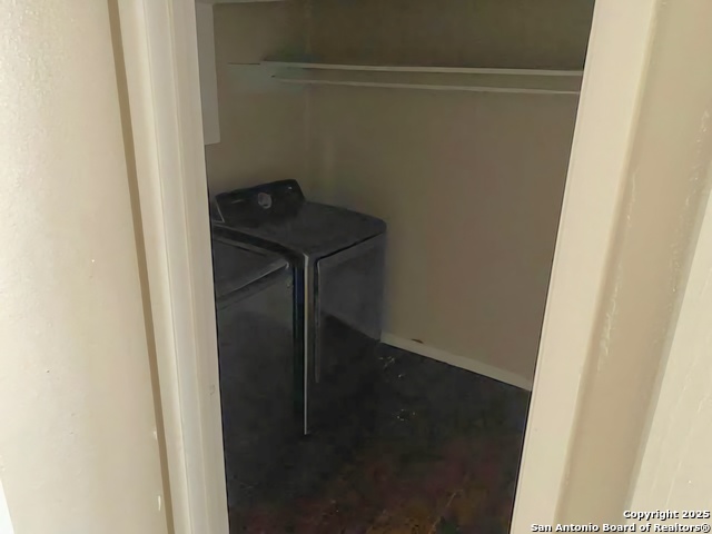 Image 14 of 25 For 719 San Antonio