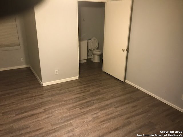 Image 24 of 25 For 719 San Antonio