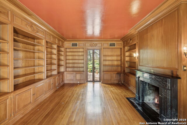 Listing photo id 14 for 424 Ivy