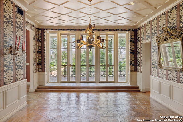 Listing photo id 19 for 424 Ivy