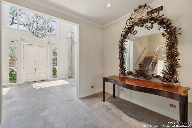 Listing photo id 21 for 424 Ivy