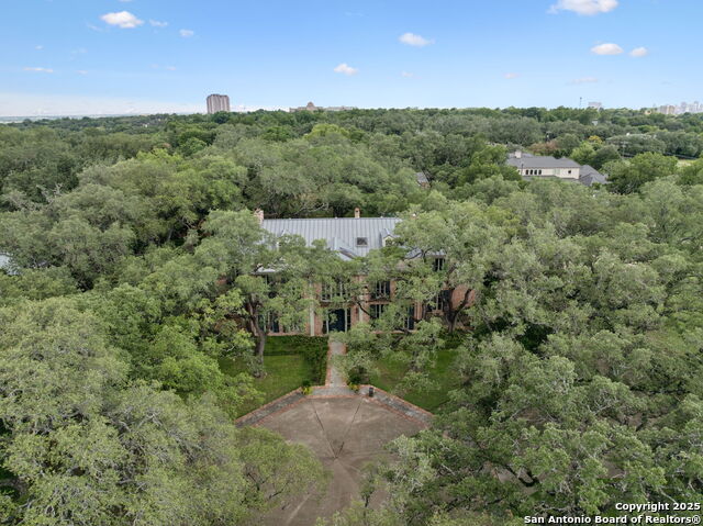 Listing photo id 94 for 424 Ivy