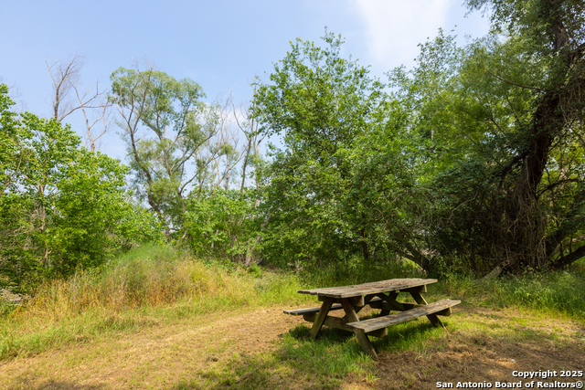 Listing photo id 6 for 00 Shepherd Rd