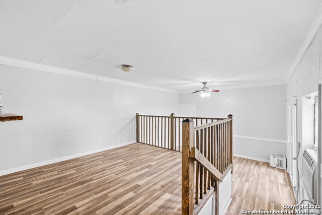 Image 17 of 36 For 2449 Cincinnati Ave