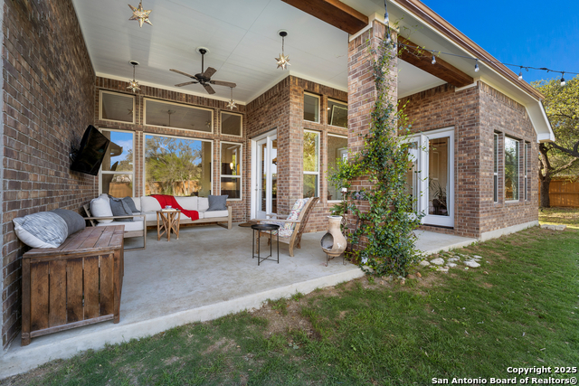 Listing photo id 24 for 259 Lawrence Dr
