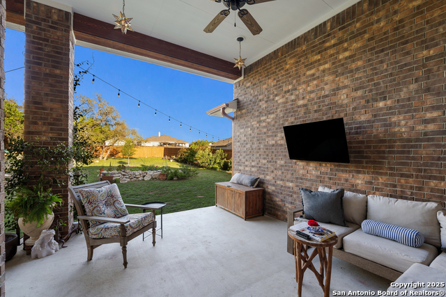 Listing photo id 25 for 259 Lawrence Dr