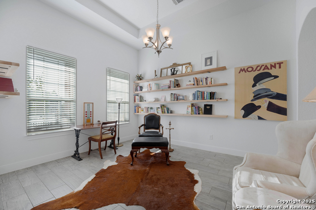 Listing photo id 3 for 259 Lawrence Dr
