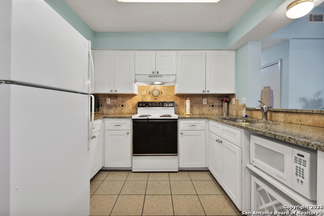 Image 5 of 21 For 60 Oak Villa  # F-3