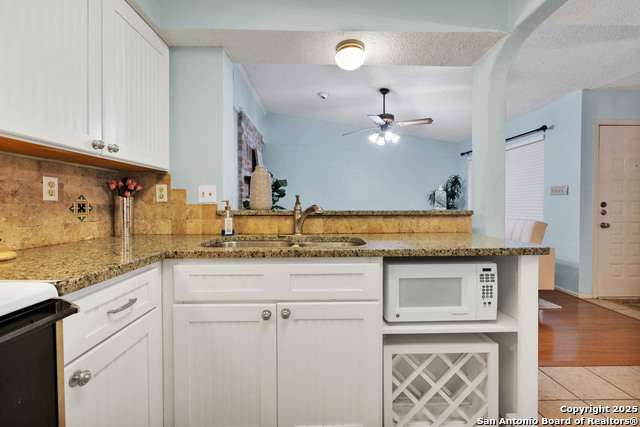 Image 7 of 21 For 60 Oak Villa  # F-3
