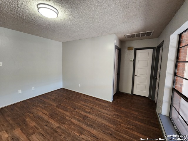 Image 10 of 33 For 1330 Summerwood
