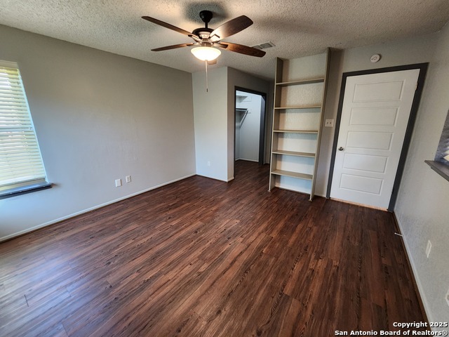 Image 13 of 33 For 1330 Summerwood