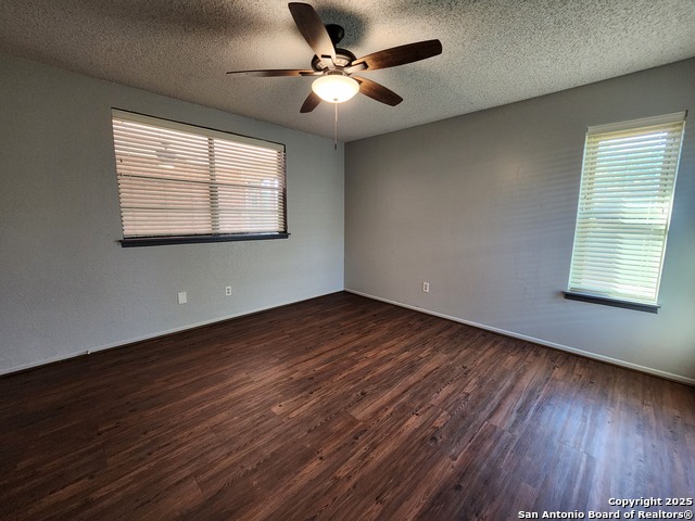 Image 15 of 33 For 1330 Summerwood