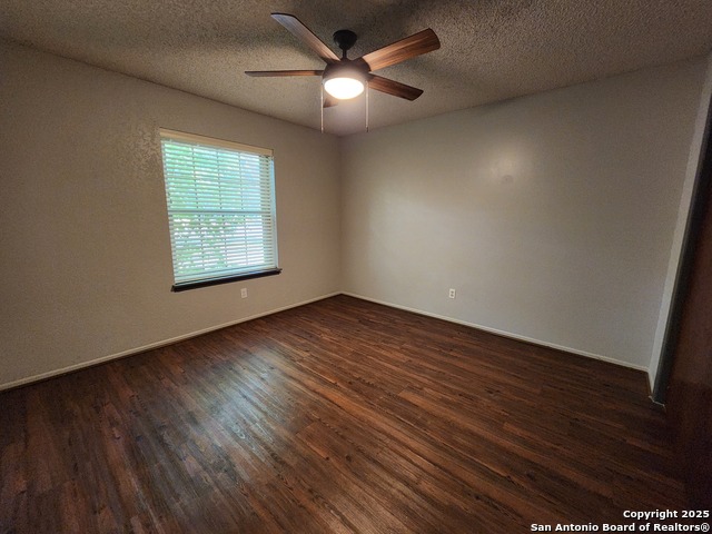 Image 22 of 33 For 1330 Summerwood