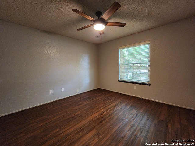 Image 25 of 33 For 1330 Summerwood