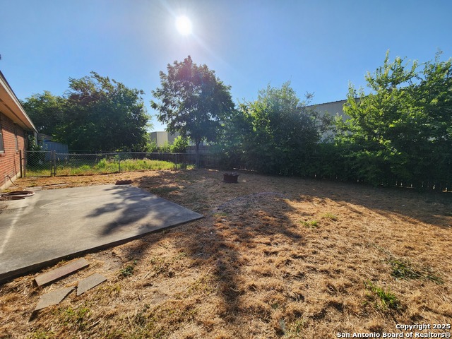 Image 29 of 33 For 1330 Summerwood