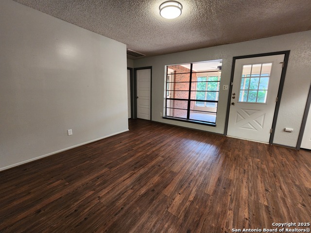 Image 8 of 33 For 1330 Summerwood