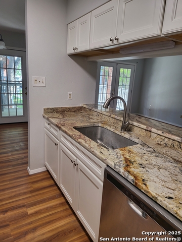 Image 22 of 43 For 14343 Judson Rd 206