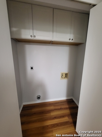 Image 24 of 43 For 14343 Judson Rd 206