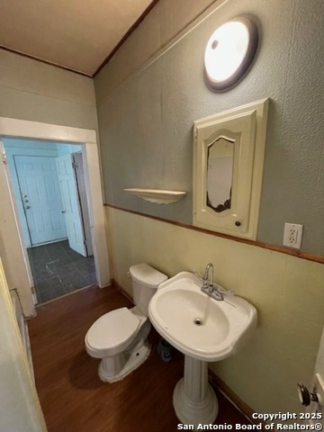 Listing photo id 24 for 320 Barrett
