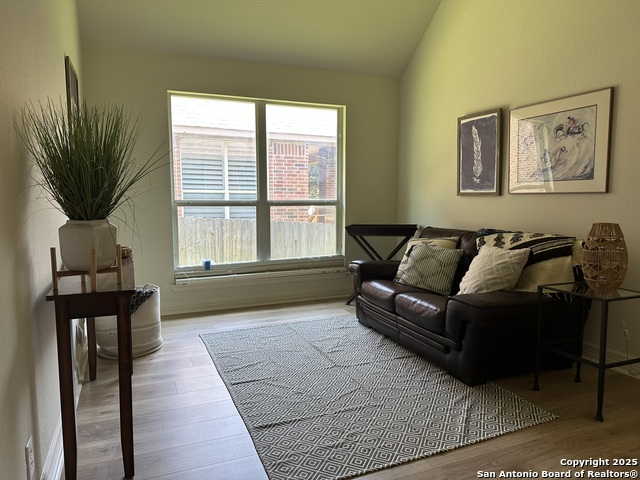 Listing photo id 21 for 23407 Treemont Park